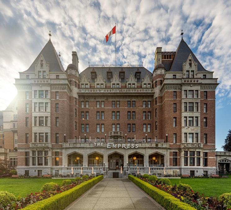 The exterior of the Fairmont Empress in Victoria, BC