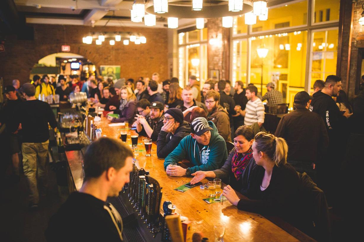 A bustling pub for Victoria Beer Week 