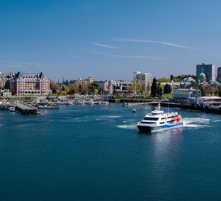 The FRS Clipper navigates the Inner Harbour in Victoria, BC