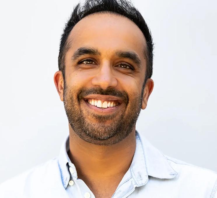 Neil Pasricha, presenter of the Happiness Equation workshop at Intention: A Wellness Getaway in Victoria, BC