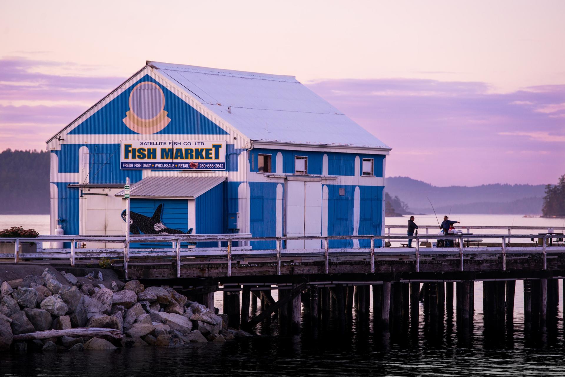 A sunset at the Sidney Pier in Greater Victoria, BC