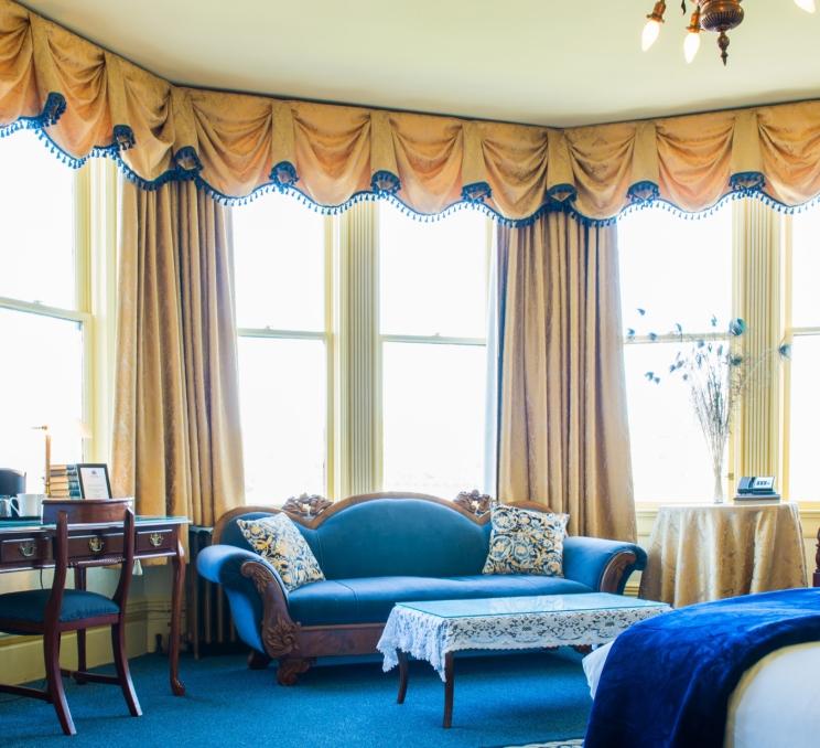 The Pendray Room with panoramic views of Victoria's Inner Harbour.