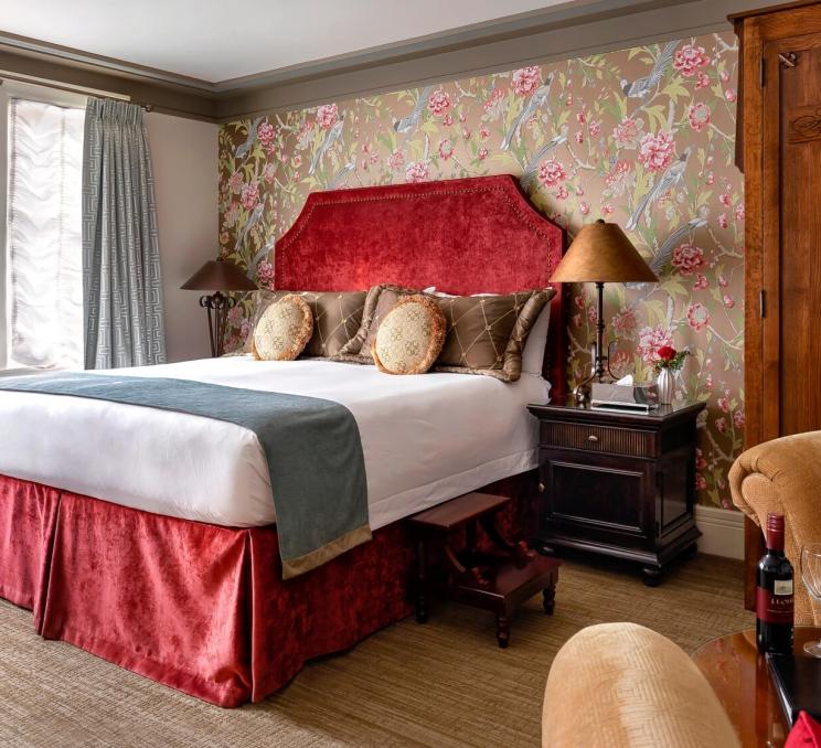 A hotel room from Abigail's Hotel in Victoria, BC, participating in Dine Around 2026.